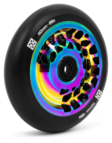 SL480 Slamm Scooters Neochrome 110mm Split Core Wheels Angle.jpg