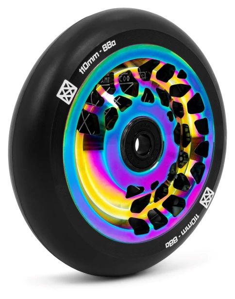 SL480 Slamm Scooters Neochrome 110mm Split Core Wheels Angle.jpg