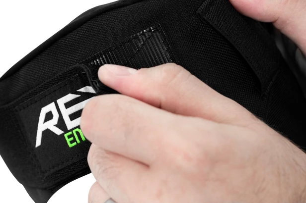 RKD690 REKD Energy Patrol Knee Pads White Cap Detail 2.jpg
