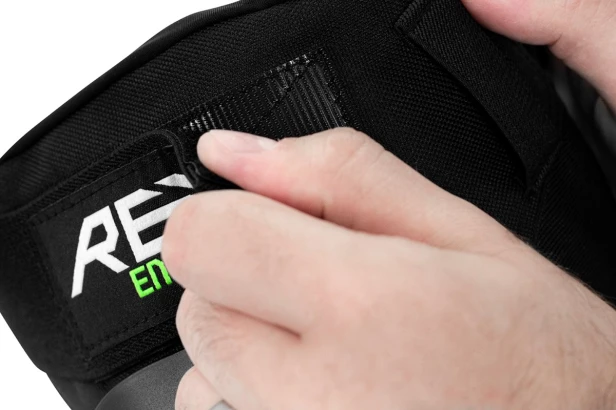 RKD690 REKD Energy Patrol Knee Pads Black Cap Detail 2.jpg