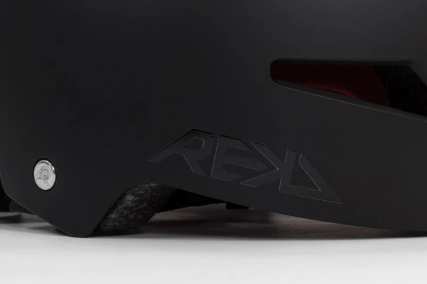 RKD159 REKD Elite 2.0 Helmet Black Detail 1.jpg