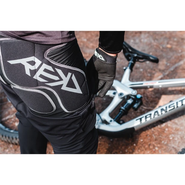 RKD680 REKD Energy Impact Shorts Black Back Promo 06.jpg